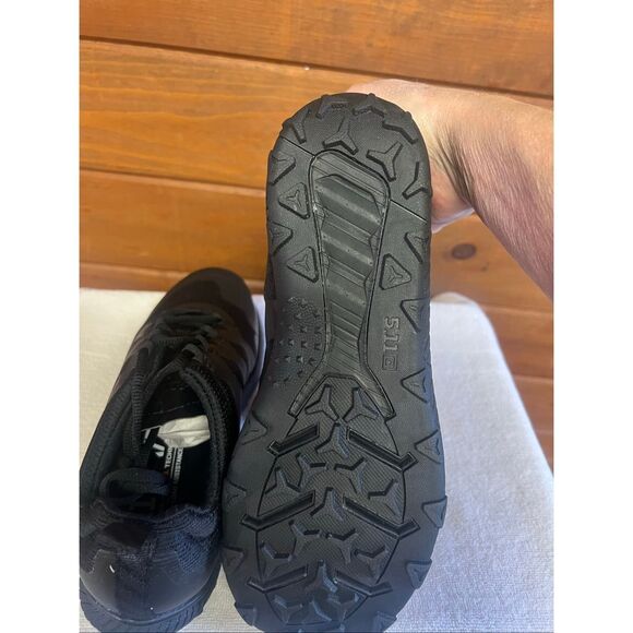 5.11 Tactical Mens A.T tm Trainer work Shoes Sz 7 Black NWB - Picture 4 of 8